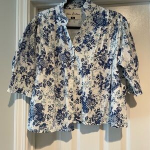Fox and Hen Blue Floral Women's Top size XL